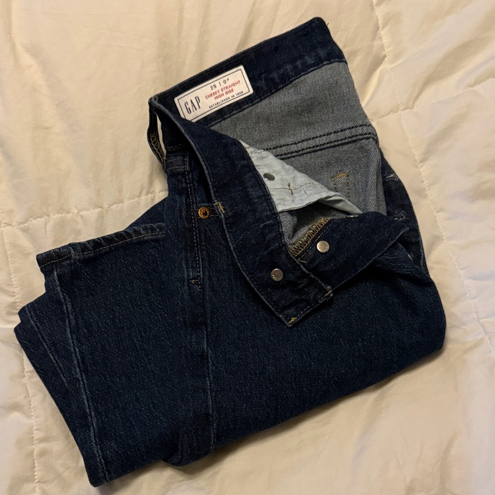 GAP Women’s Cheeky Straight High Rise Dark Wash